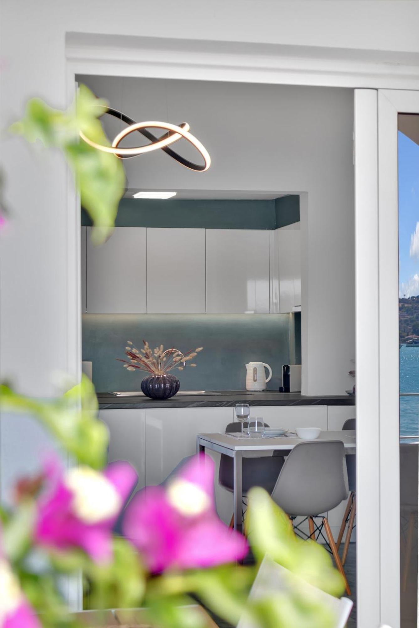 Kavouraki Apartment & Studio Порто-Хелі Екстер'єр фото