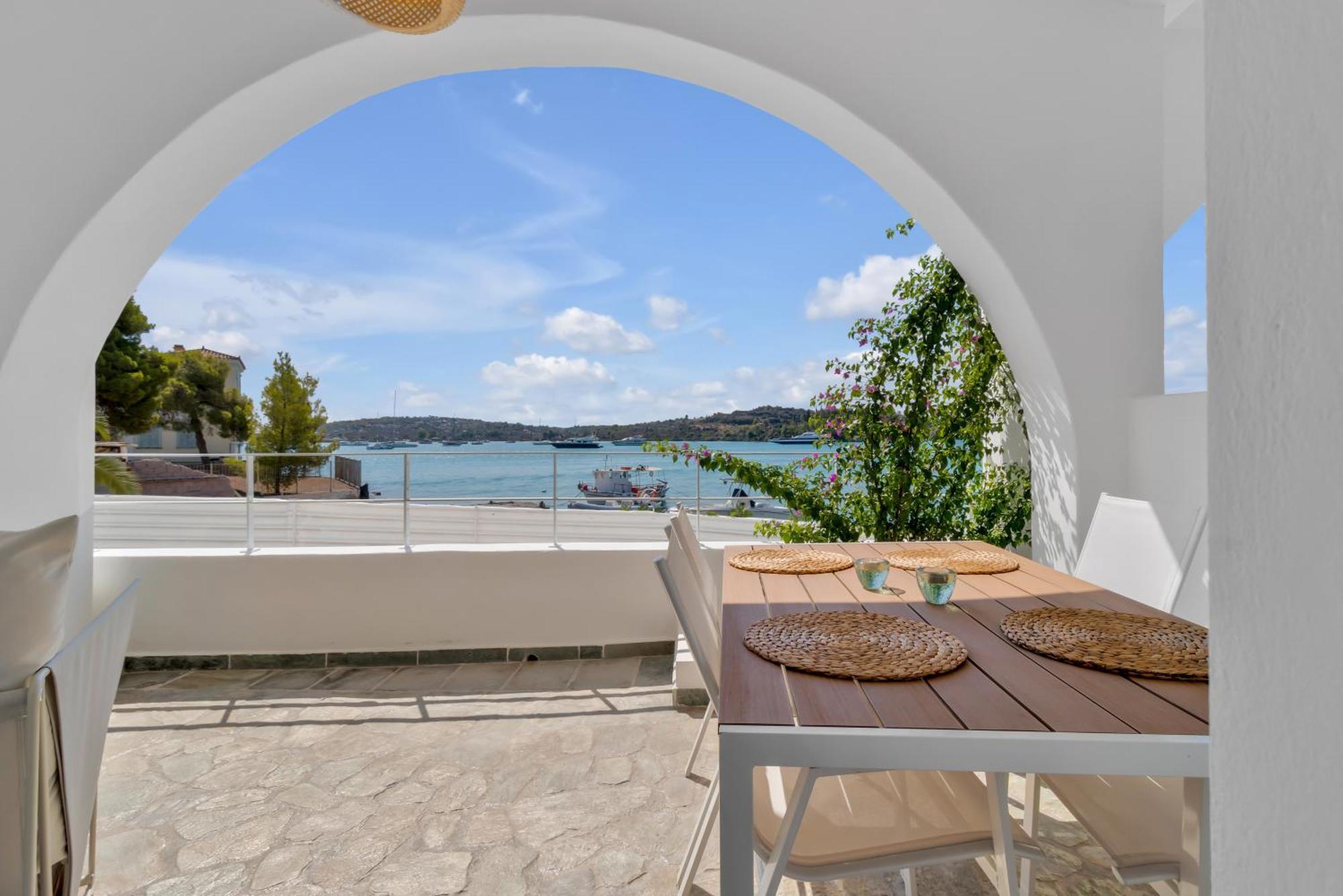 Kavouraki Apartment & Studio Порто-Хелі Екстер'єр фото