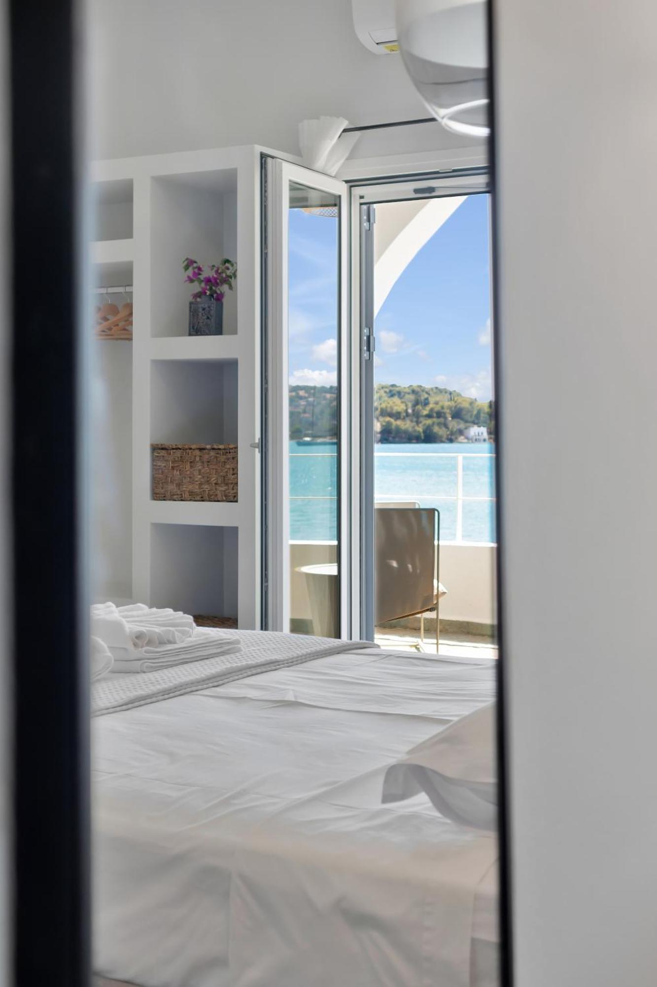 Kavouraki Apartment & Studio Порто-Хелі Екстер'єр фото